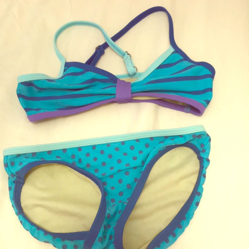Two-piece bikini